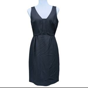Trina Turk Size 4 Dress Sleeveless LBD Solid Black VNeck V-Back